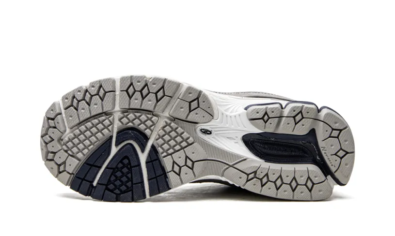 New Balance 2002R 2002R 'thisisneverthat - 2022 Downtown Run'